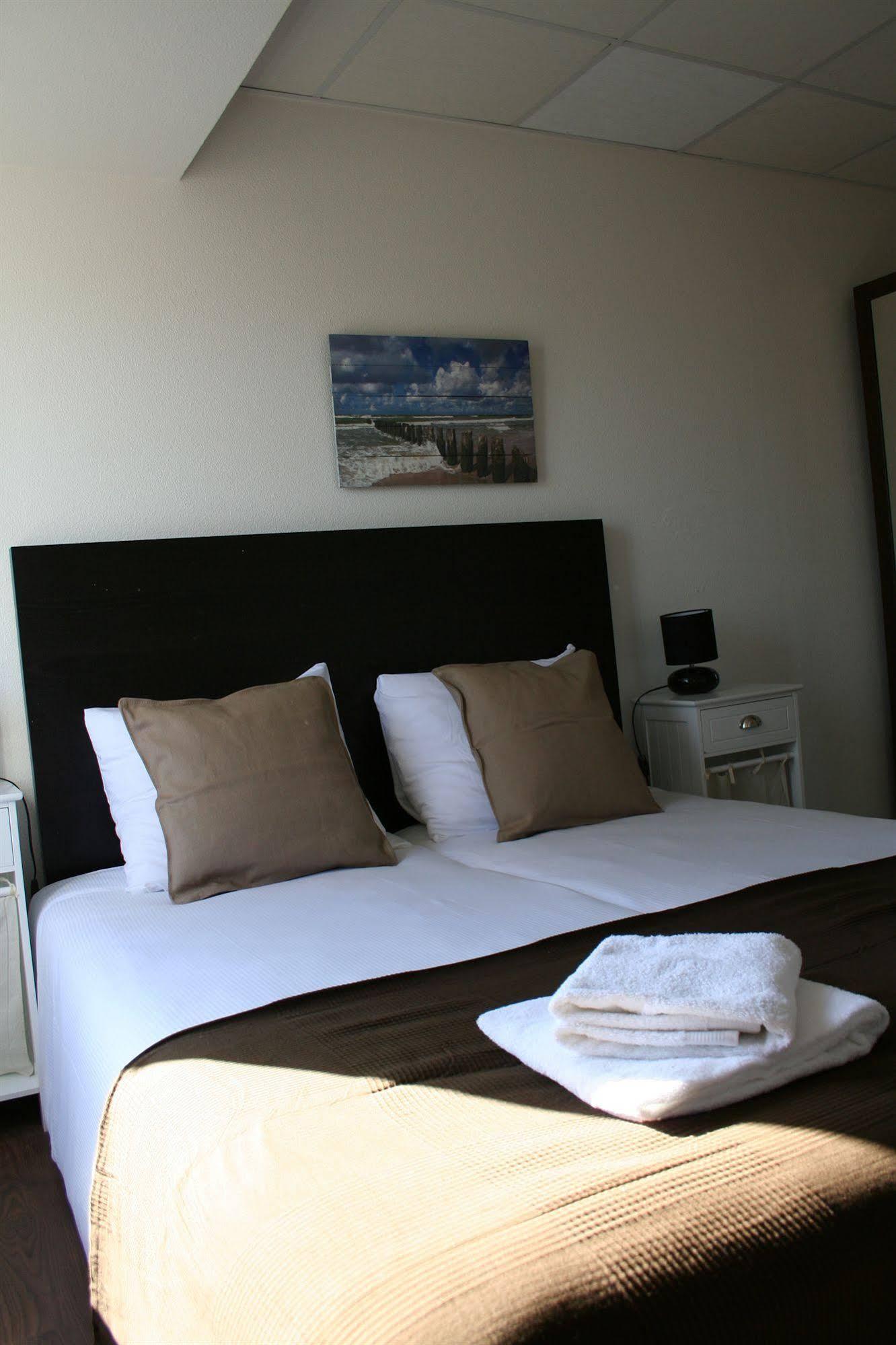Hotel Breeburg แบร์เคน ภายนอก รูปภาพ