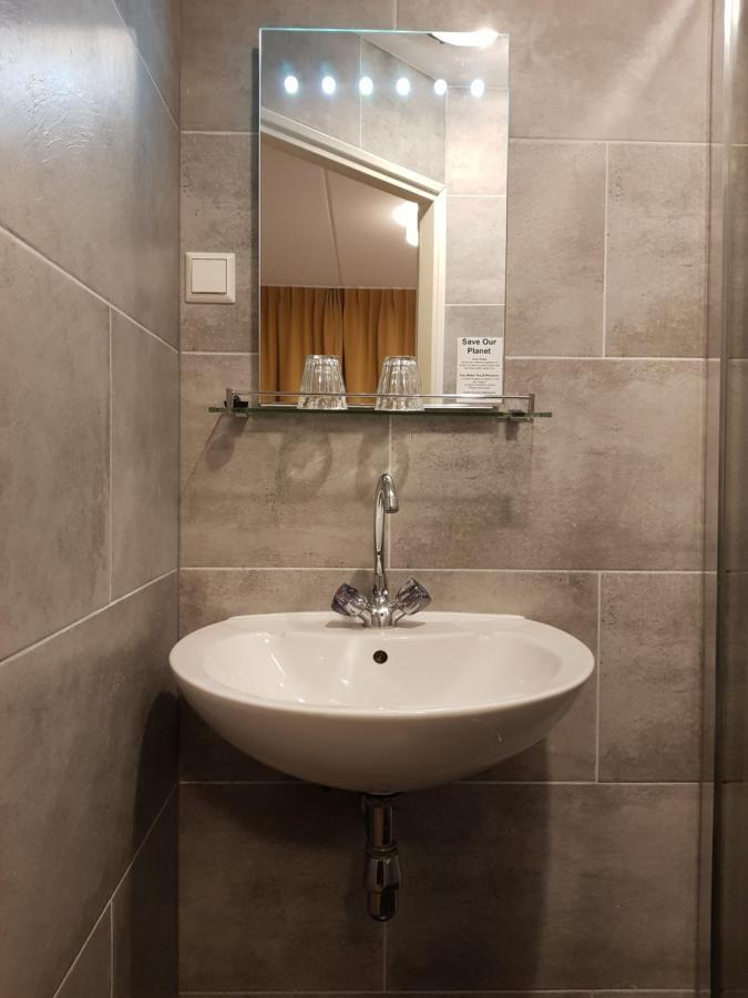 Hotel Breeburg แบร์เคน ภายนอก รูปภาพ