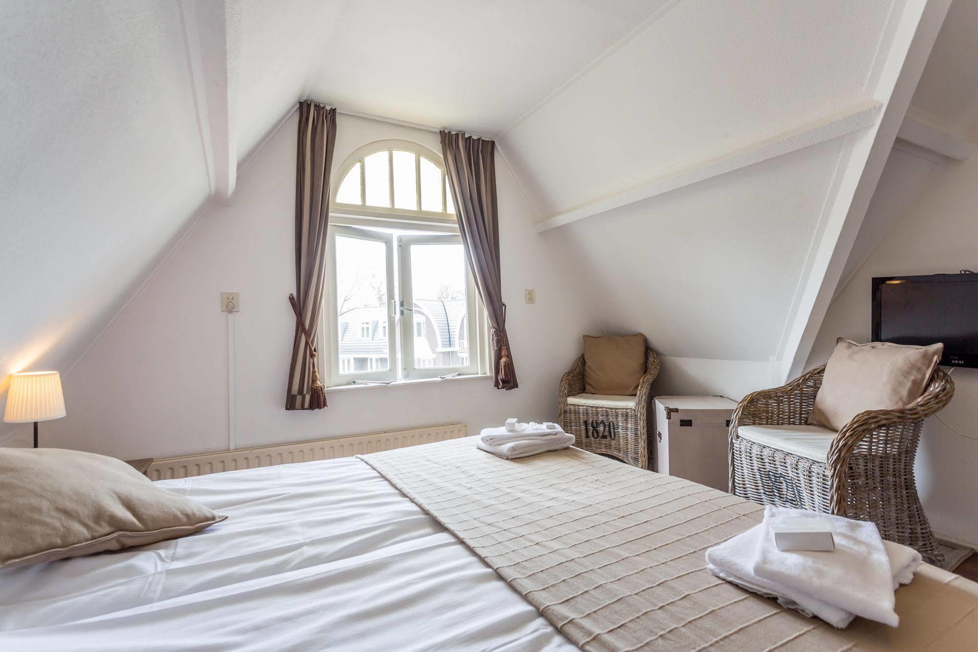 Hotel Breeburg แบร์เคน ภายนอก รูปภาพ